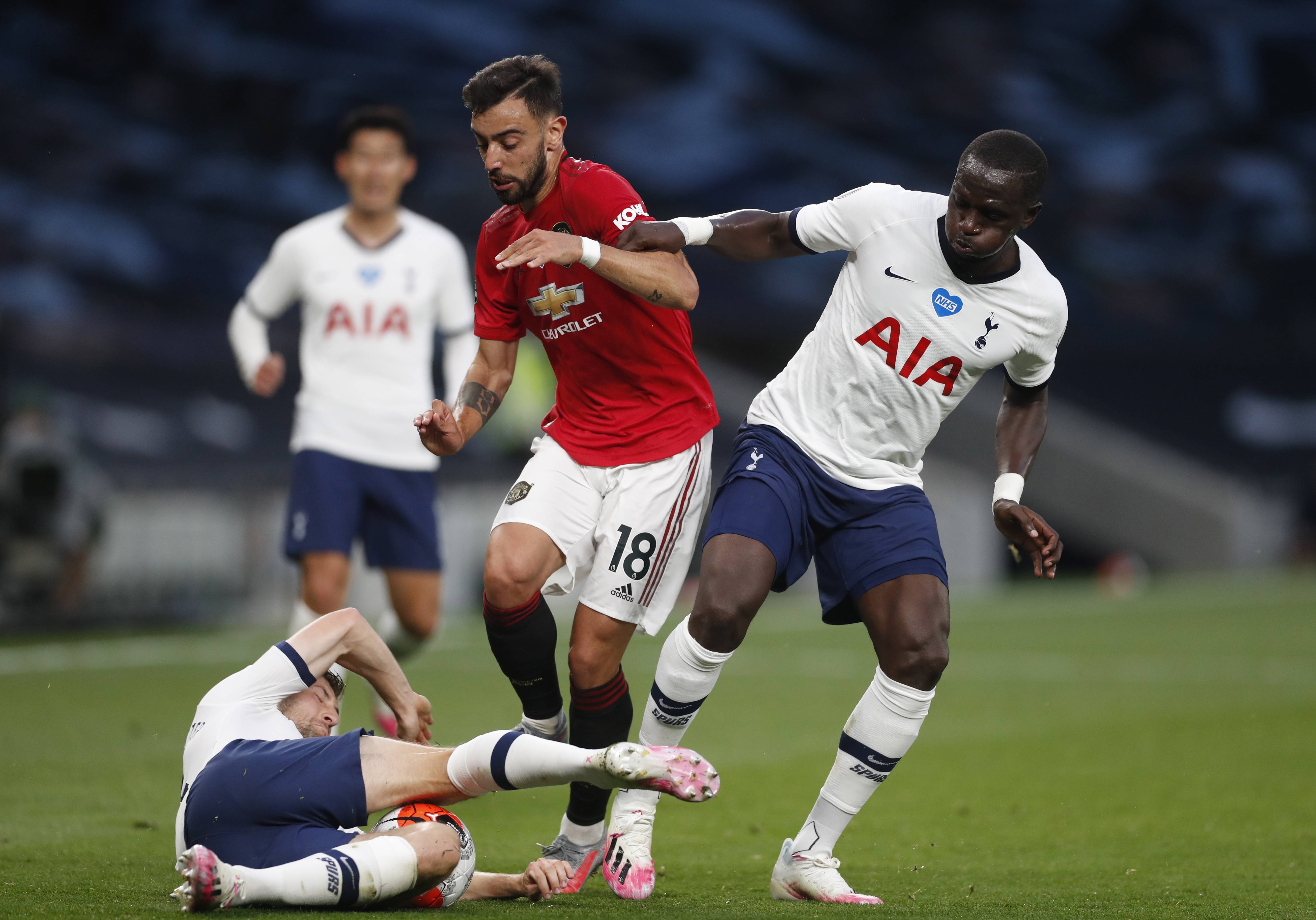 与年轻选手 与年轻选手