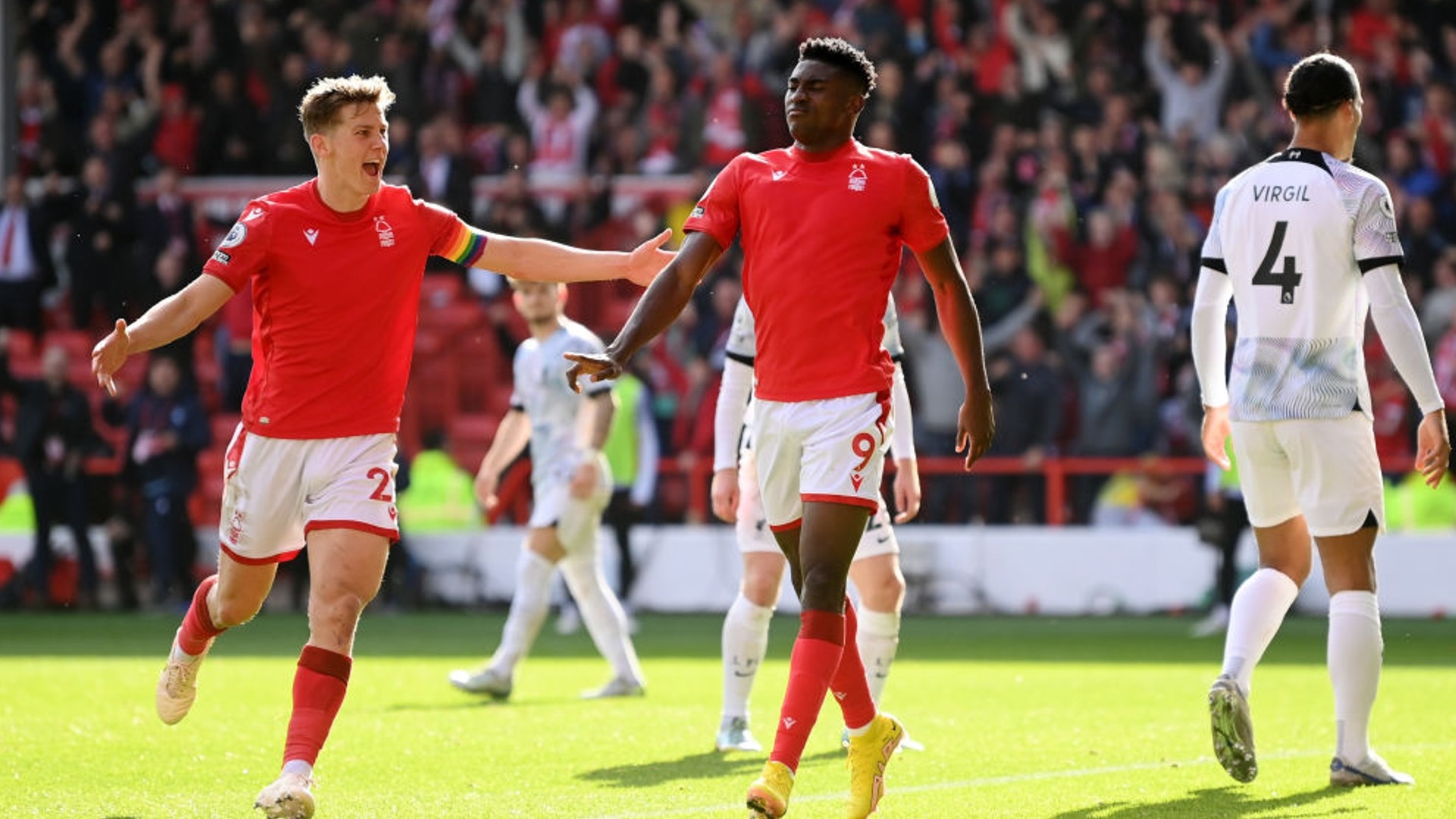 通过独特的 通过独特的